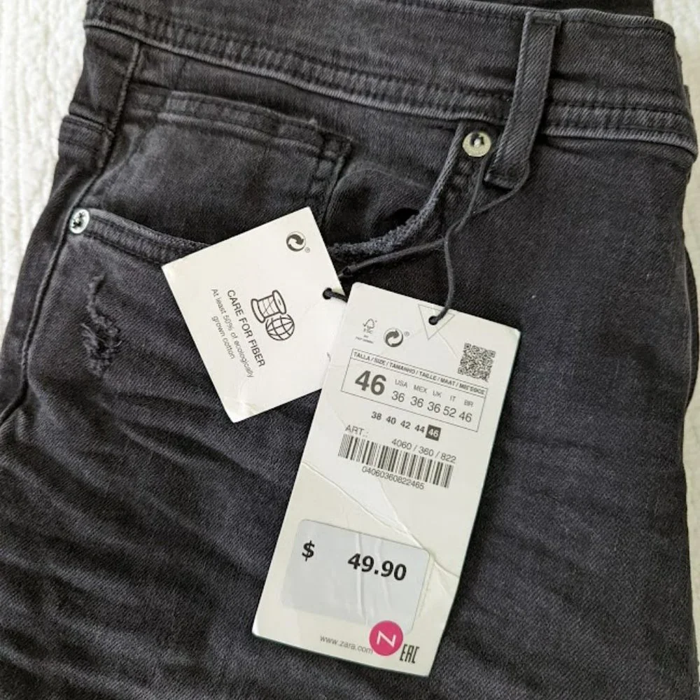 NWT Zara Skinny Cropped Fit Distressed Jeans - Size 36 - Picture 3 of 9